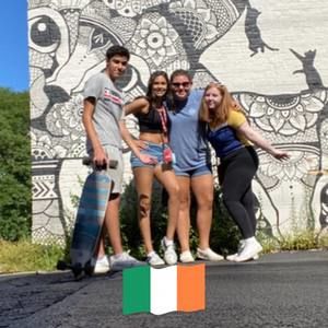 Meet your Posher, Delaney